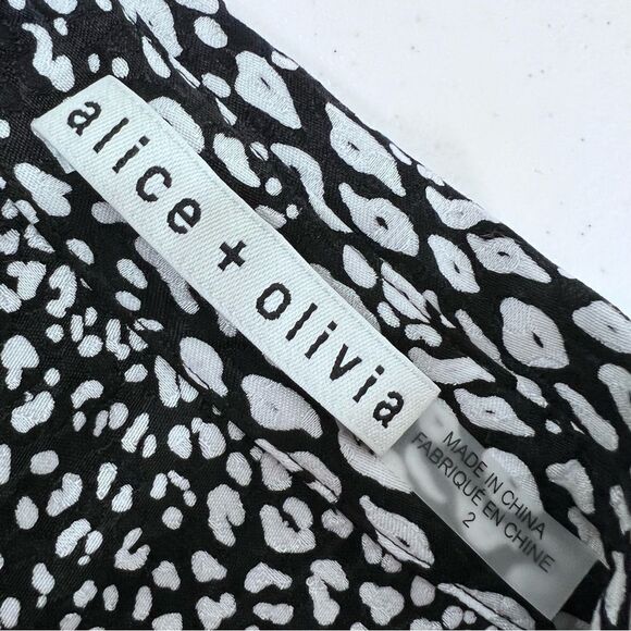 ALICE AND OLIVIA
Jodie Collared Shirt Dress - Picture 7 of 15